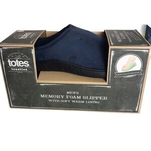 TOTES MEN’S BLUE MEMORY FOAM NON SKID SLIPPERS